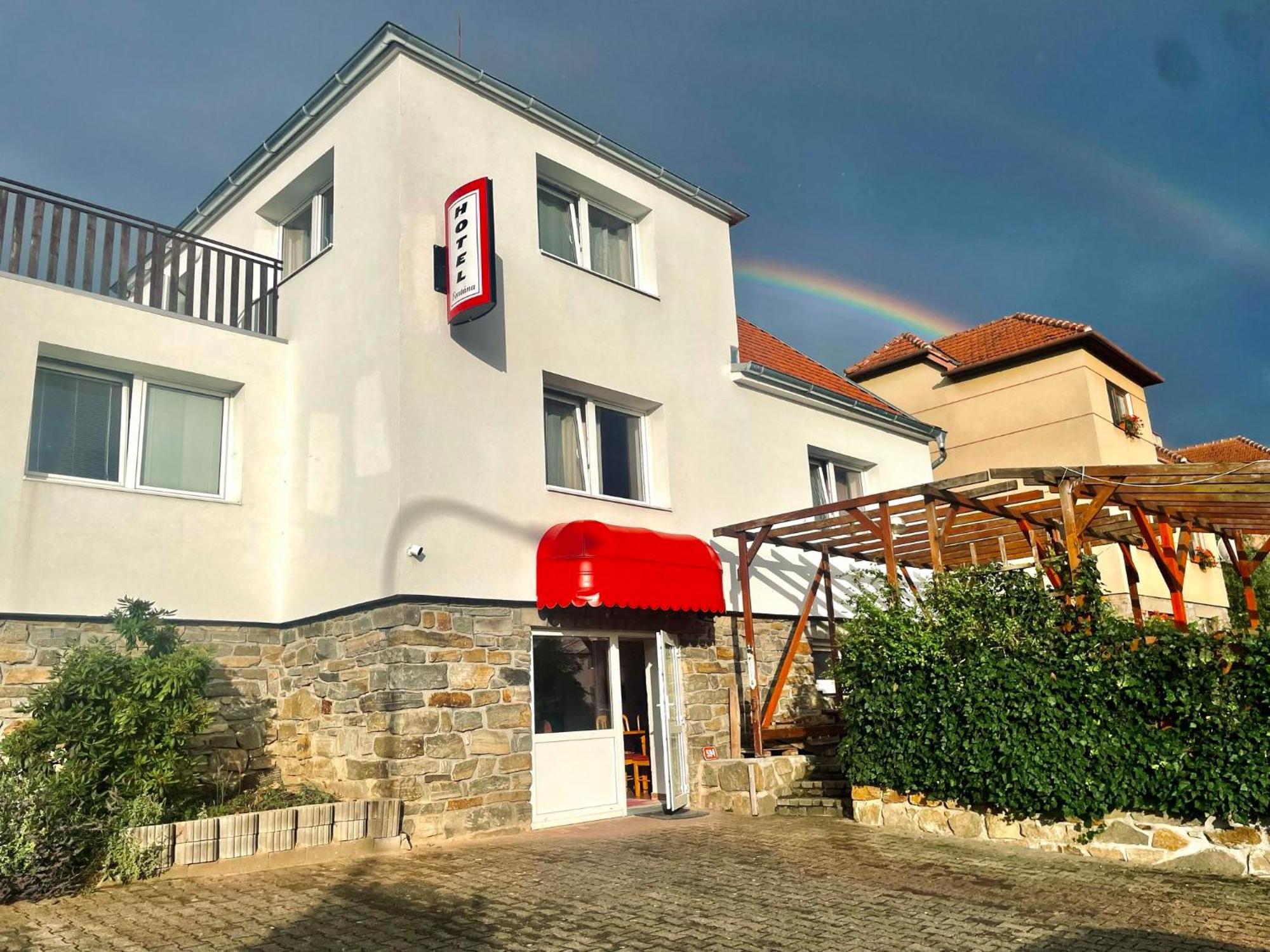Penzion Fontana Otel Náměšť nad Oslavou Dış mekan fotoğraf